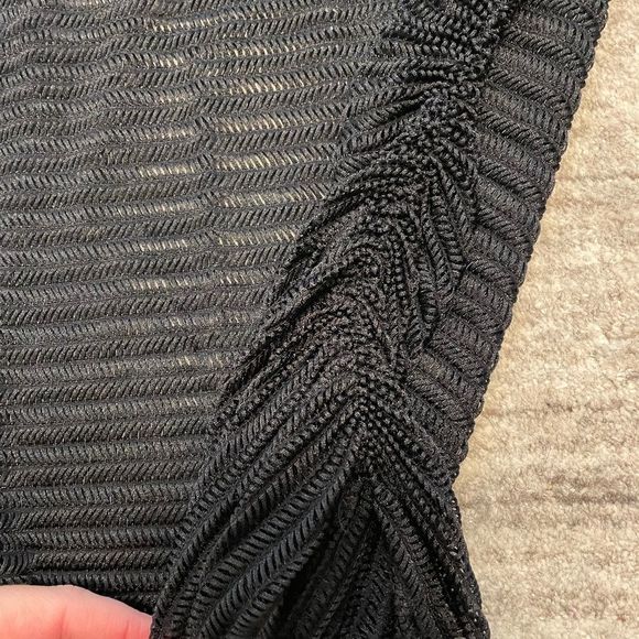 Jordan Taylor black swimsuit coverup - Picture 6 of 6